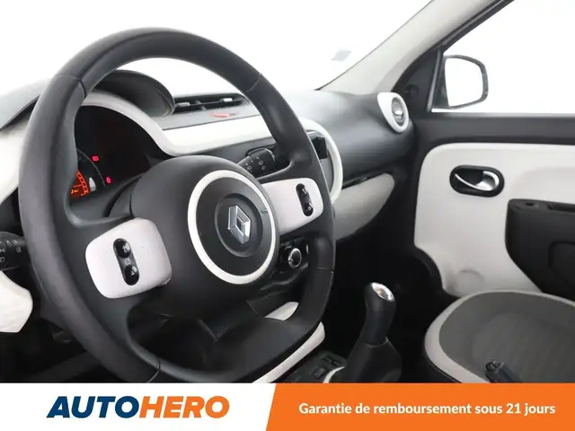 Renault Twingo view 11