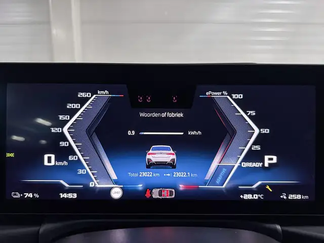 BMW I4 view 12