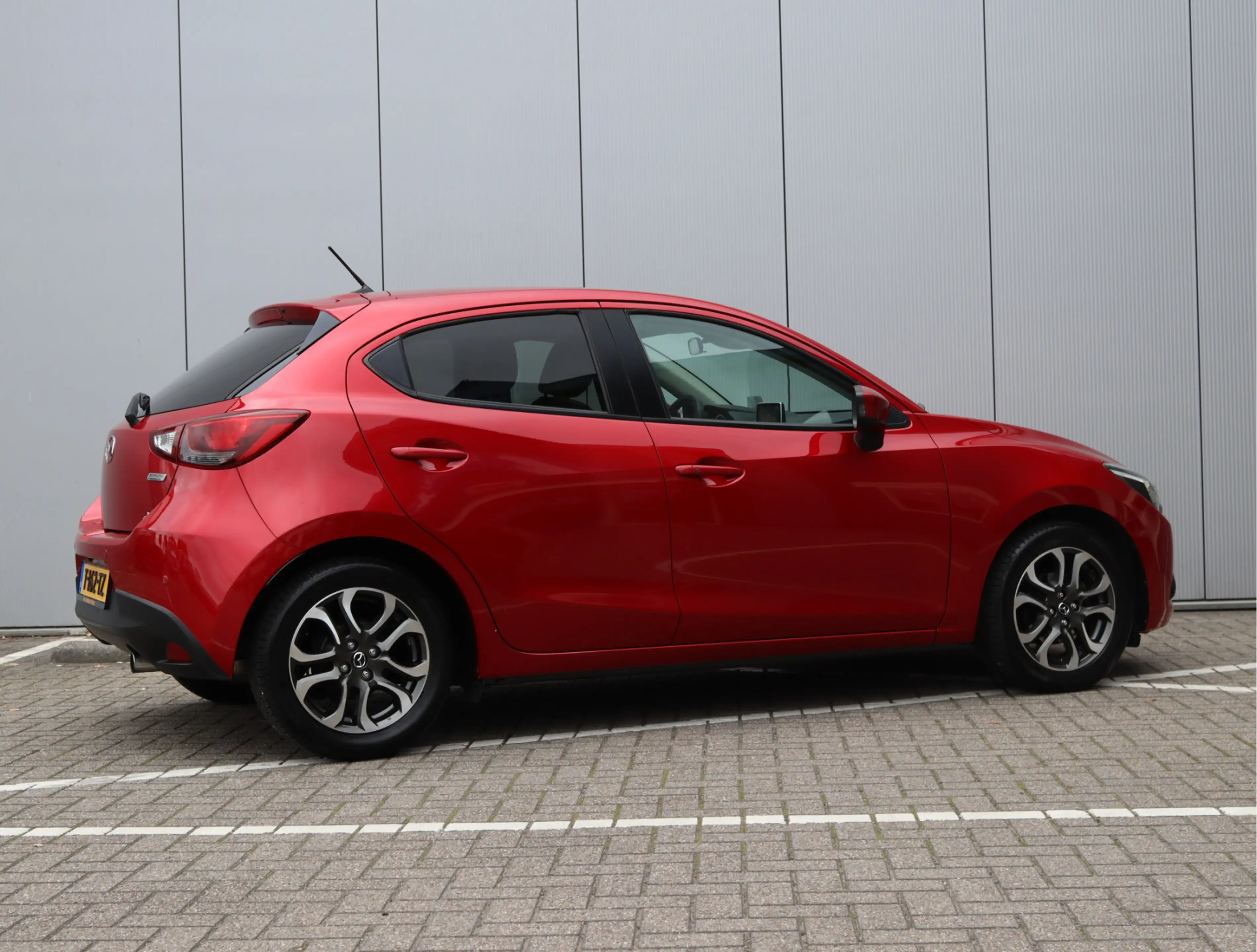 Mazda 2 1.5 Skyactiv-G Skylease GT | BOVAG-garantie | Trek — photo 5