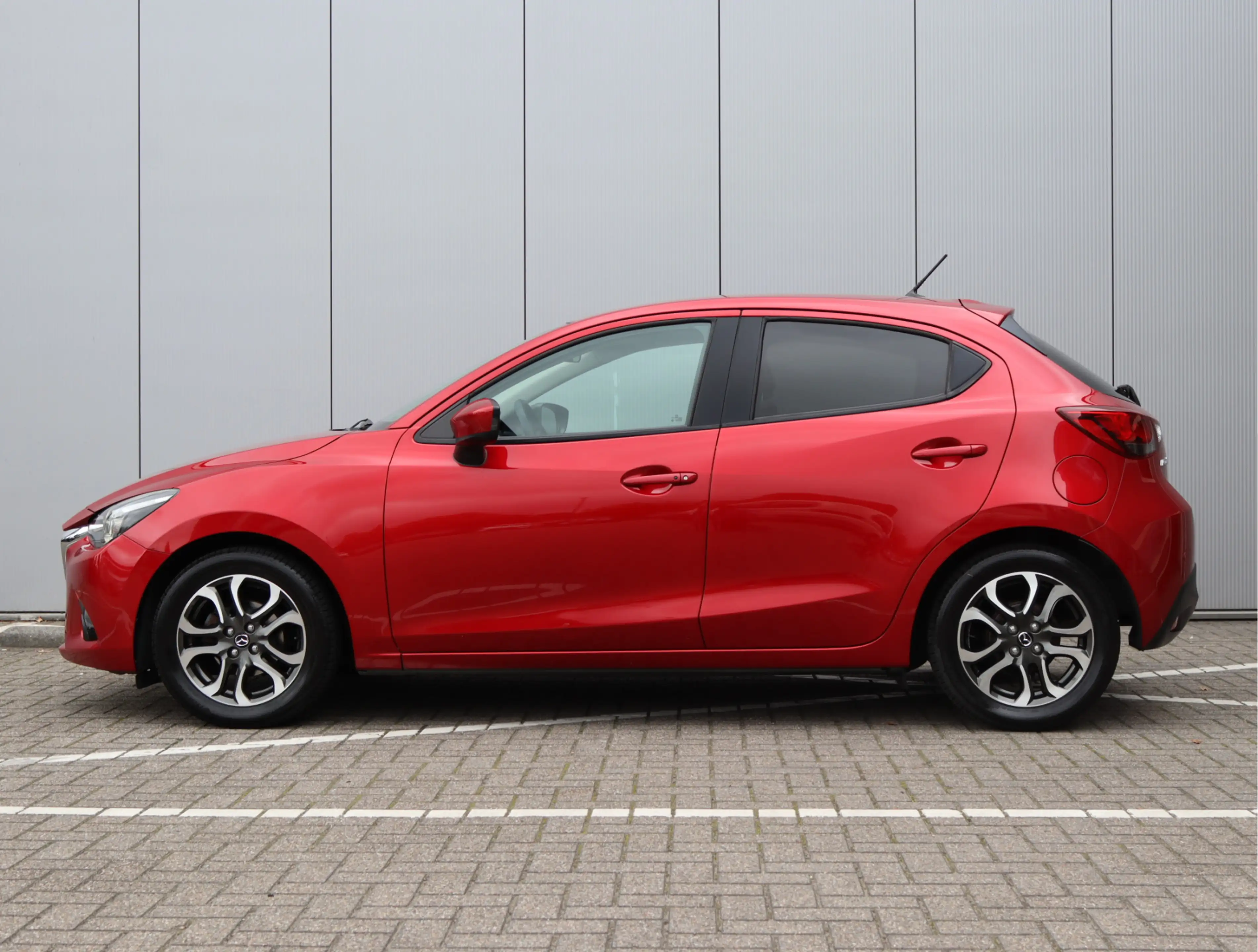 Mazda 2 1.5 Skyactiv-G Skylease GT | BOVAG-garantie | Trek — photo 18