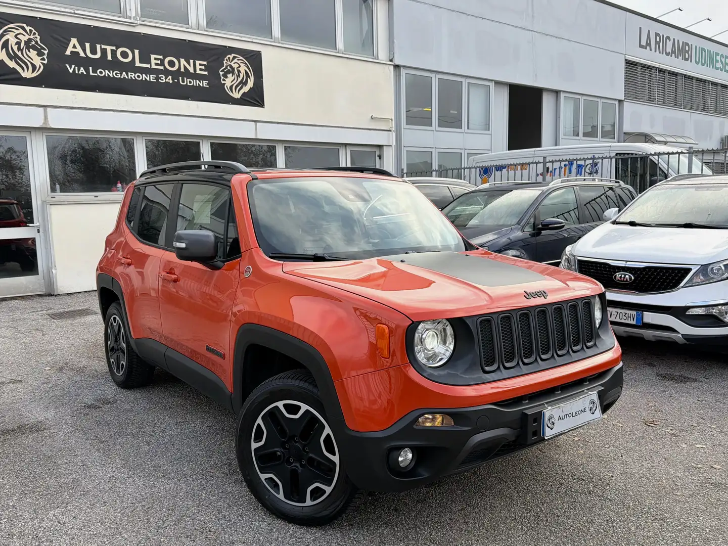 Jeep Renegade 2.0 mjt Trailhawk 4wd 170cv auto FULL OPTIONAL Arancione - 1