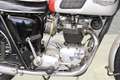 Triumph Bonneville T120 Rood - thumbnail 16