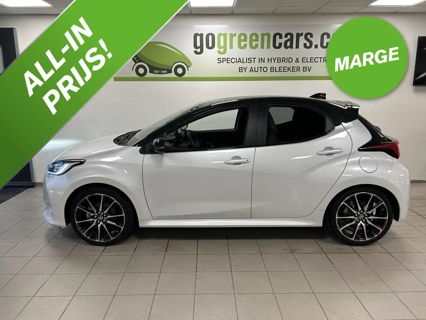 Toyota Yaris 1.5 Hybrid GR Sport Wit - 1