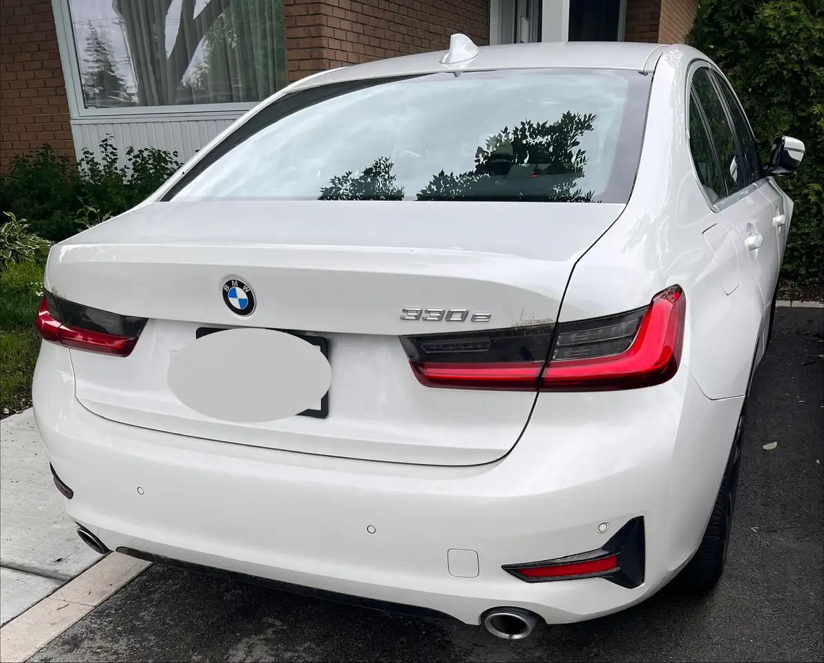 BMW 3 Series photo BMW 3 Series