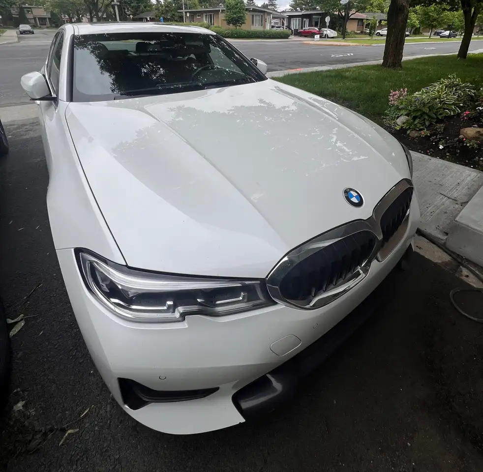 BMW 3 Series photo BMW 3 Series