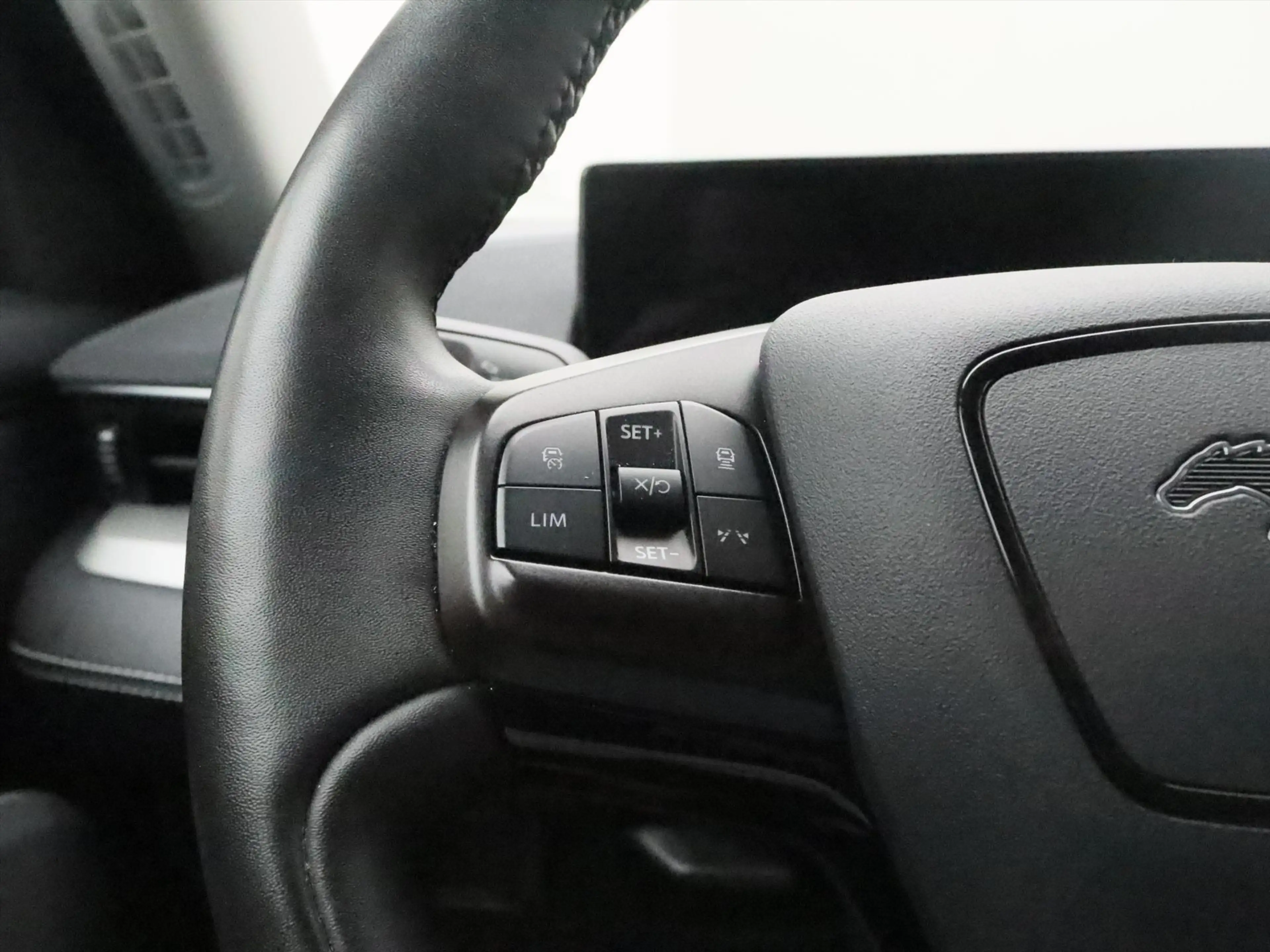 Ford Mustang Mach-E Mach-E 75kWh 258pk RWD 94,5% SoH [ LEDER+CARPLAY+S — photo 20