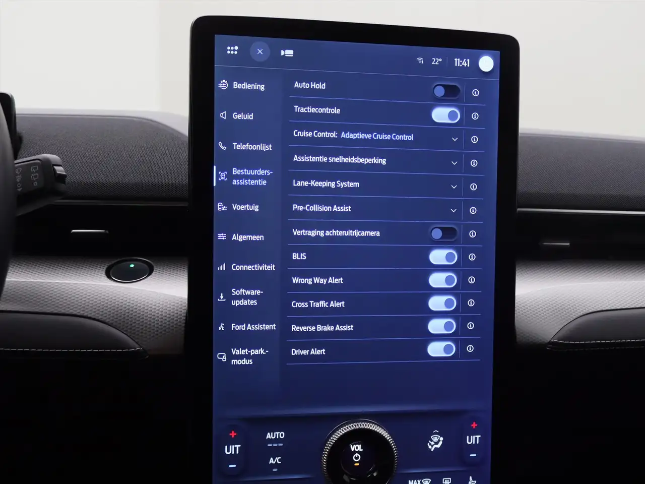 Ford Mustang Mach-E 75 kWh 258ch - Soh 94.5 - Carplay - Led - Stop&Go - Camera - Garantie