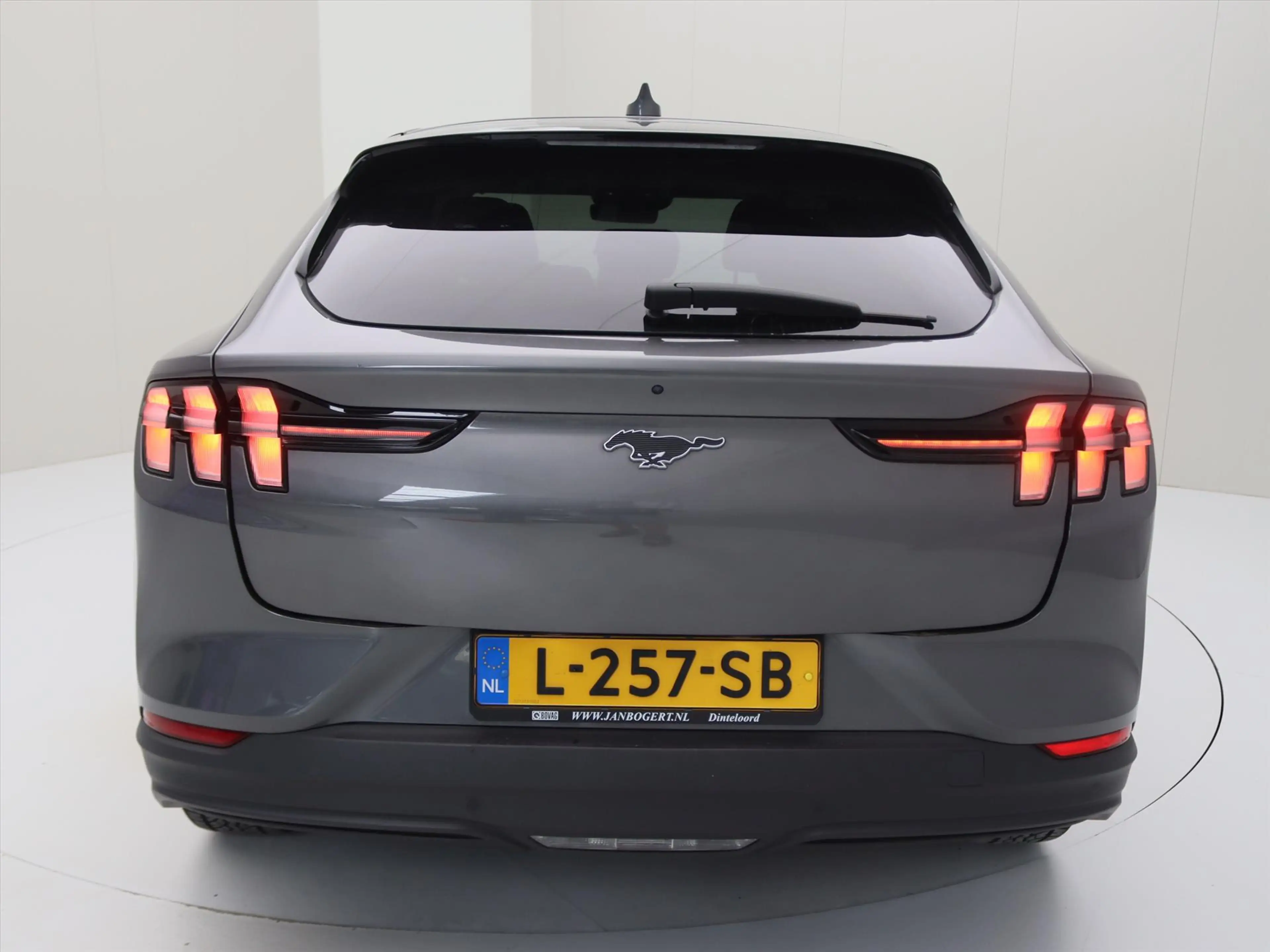 Ford Mustang Mach-E Mach-E 75kWh 258pk RWD 94,5% SoH [ LEDER+CARPLAY+S — photo 30