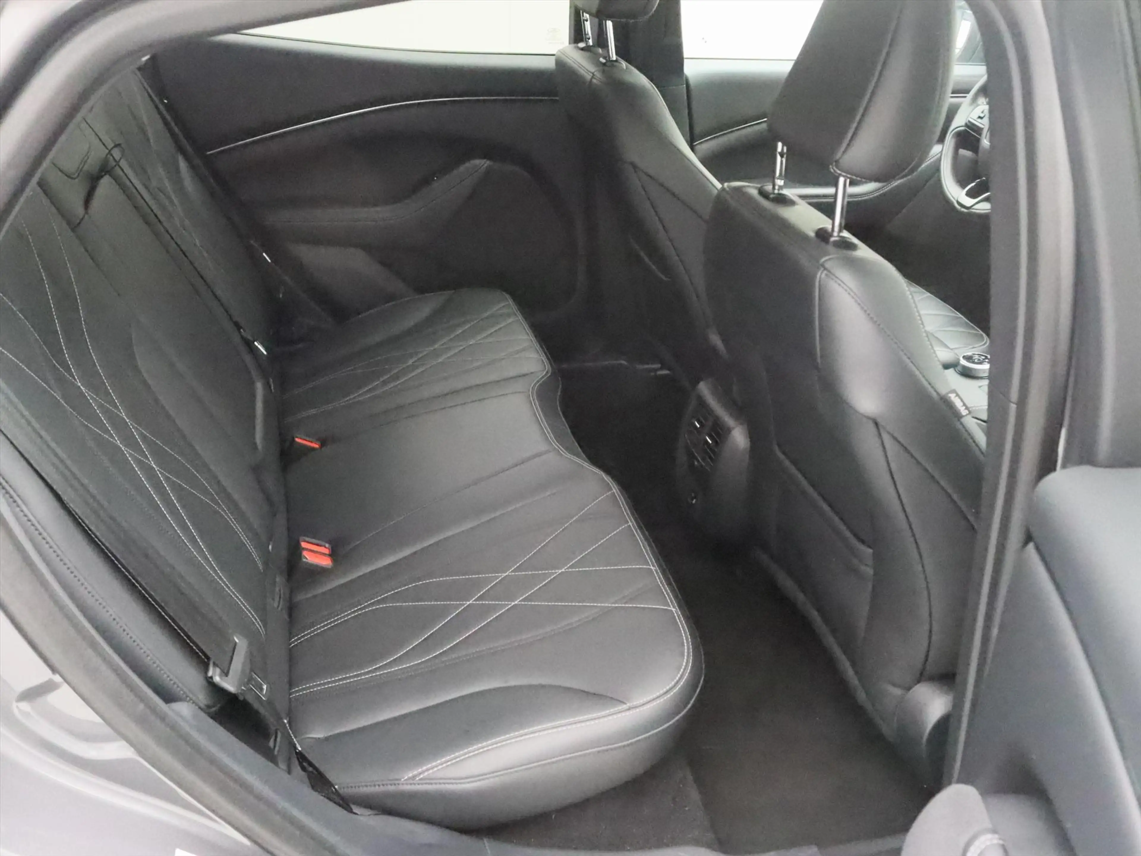 Ford Mustang Mach-E Mach-E 75kWh 258pk RWD 94,5% SoH [ LEDER+CARPLAY+S — photo 14