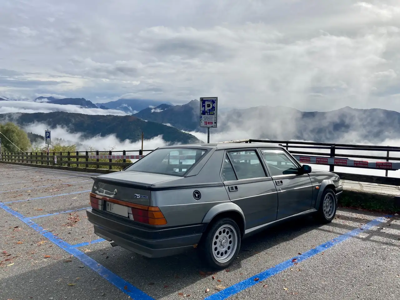 Alfa Romeo 75 2.0 TS 1a serie ASI, foto 7
