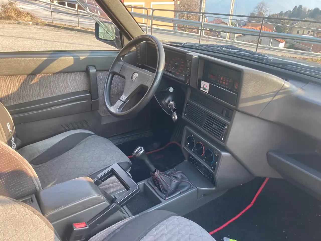 Alfa Romeo 75 2.0 TS 1a serie ASI, foto 4