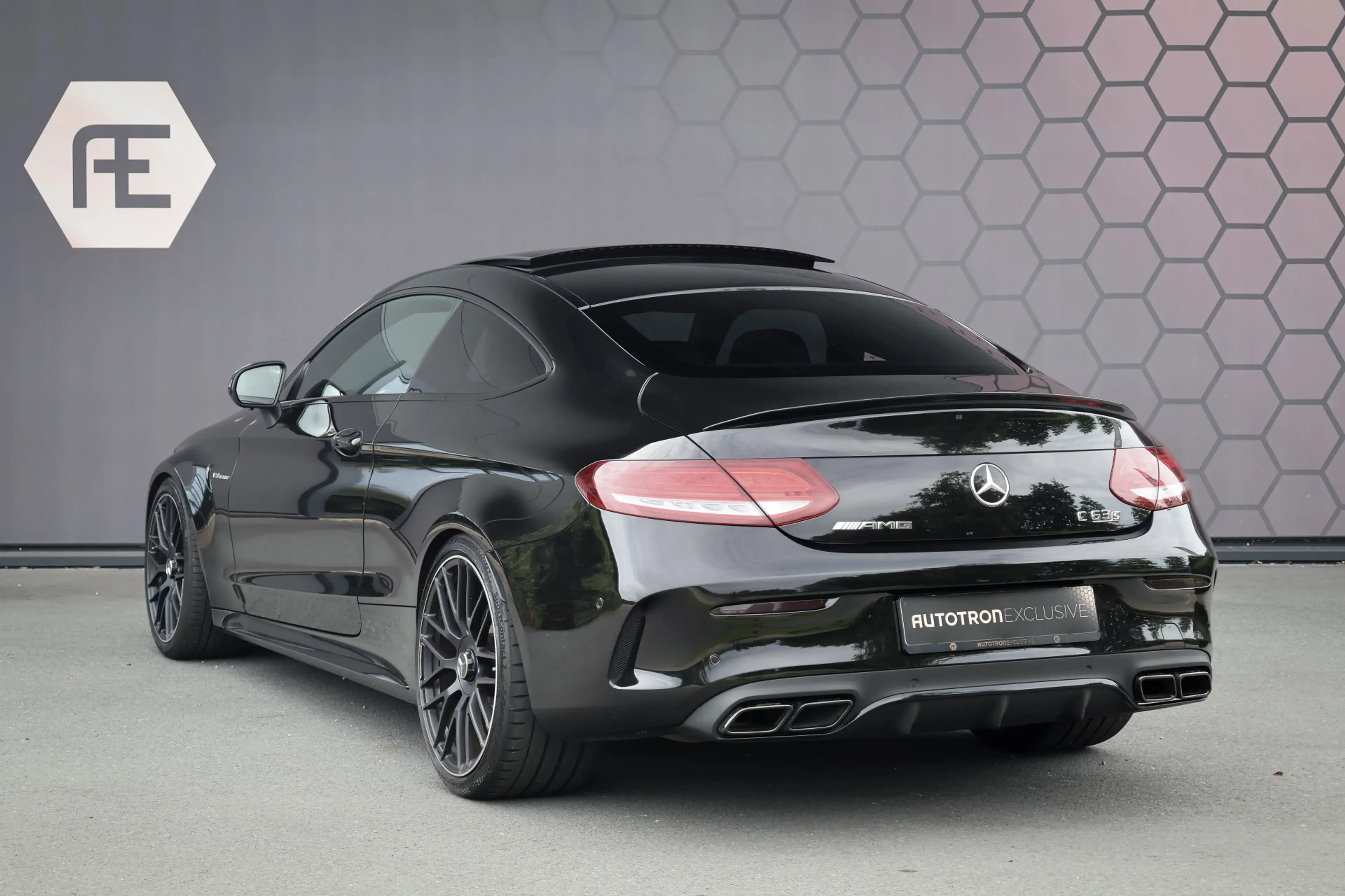 Mercedes-Benz C 63 AMG Coupé S | PANORAMADAK | BURMESTER | HIGH PERFORMAN — photo 7