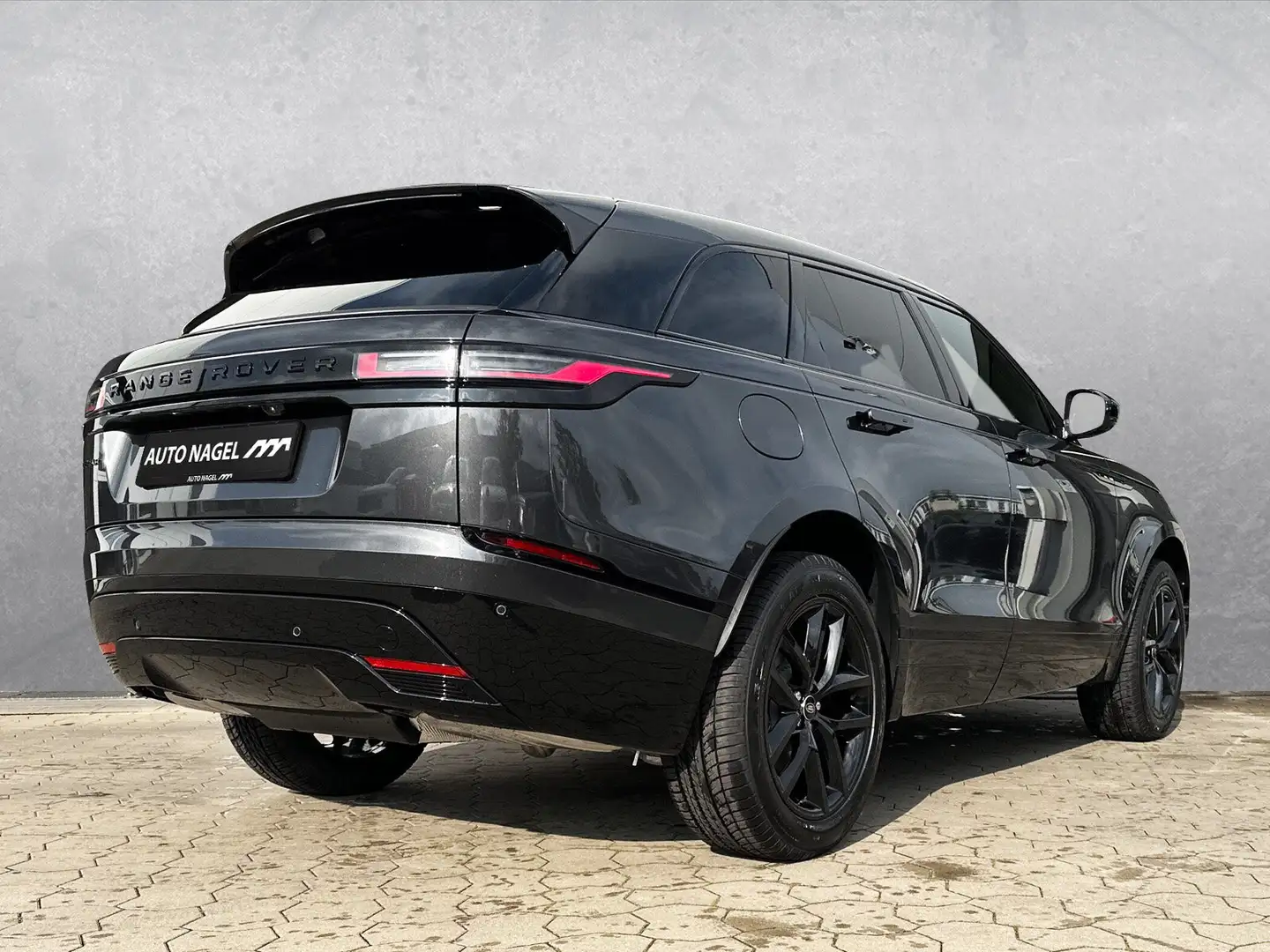 Land Rover Range Rover Velar Range Rover Velar D300 Dyn.SE 20"ACC Pano BlackP Šedá - 2