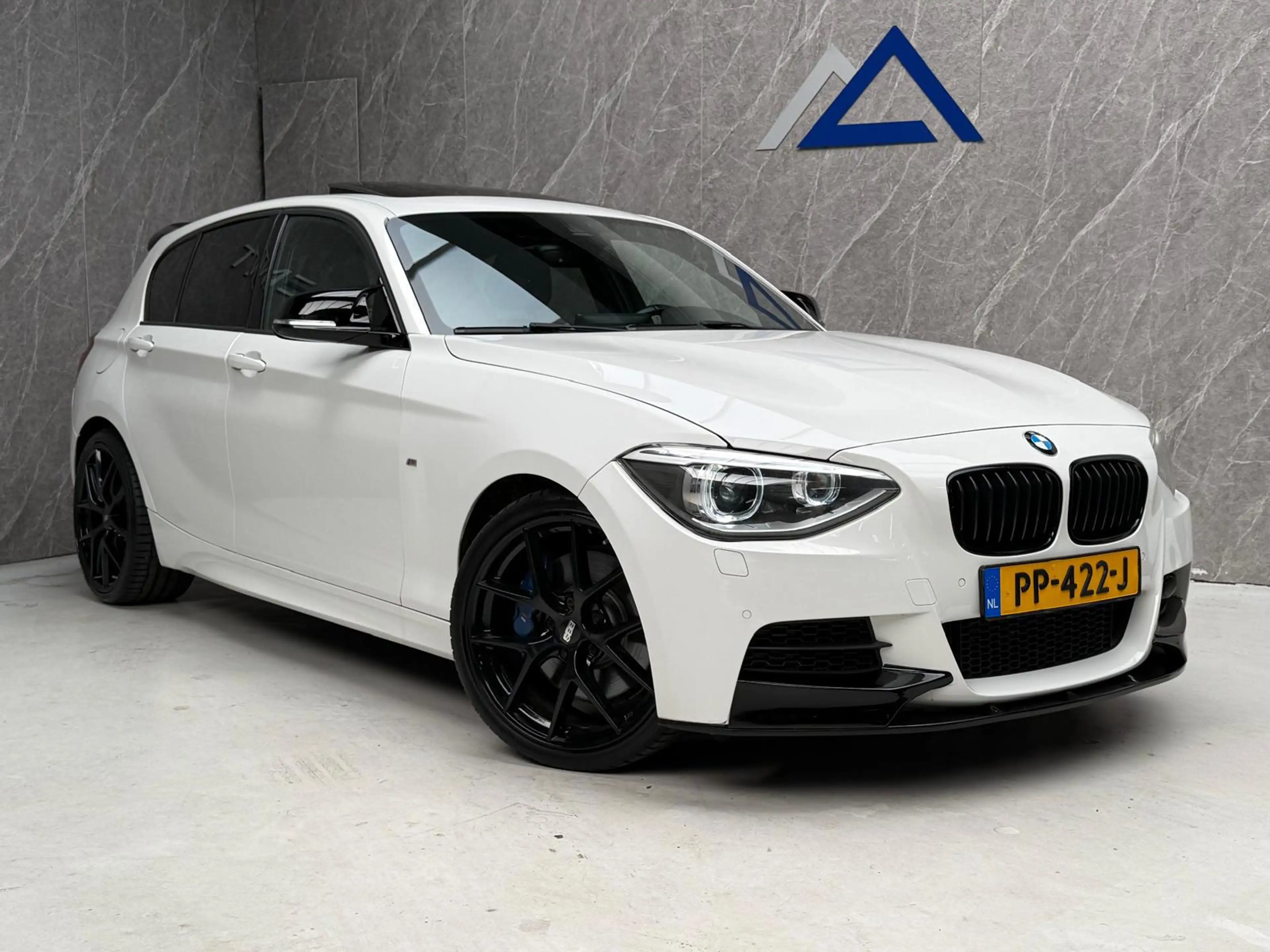 BMW 135 1-serie M135i 320 PK / Goed Onderhouden / Open Dak — photo 3
