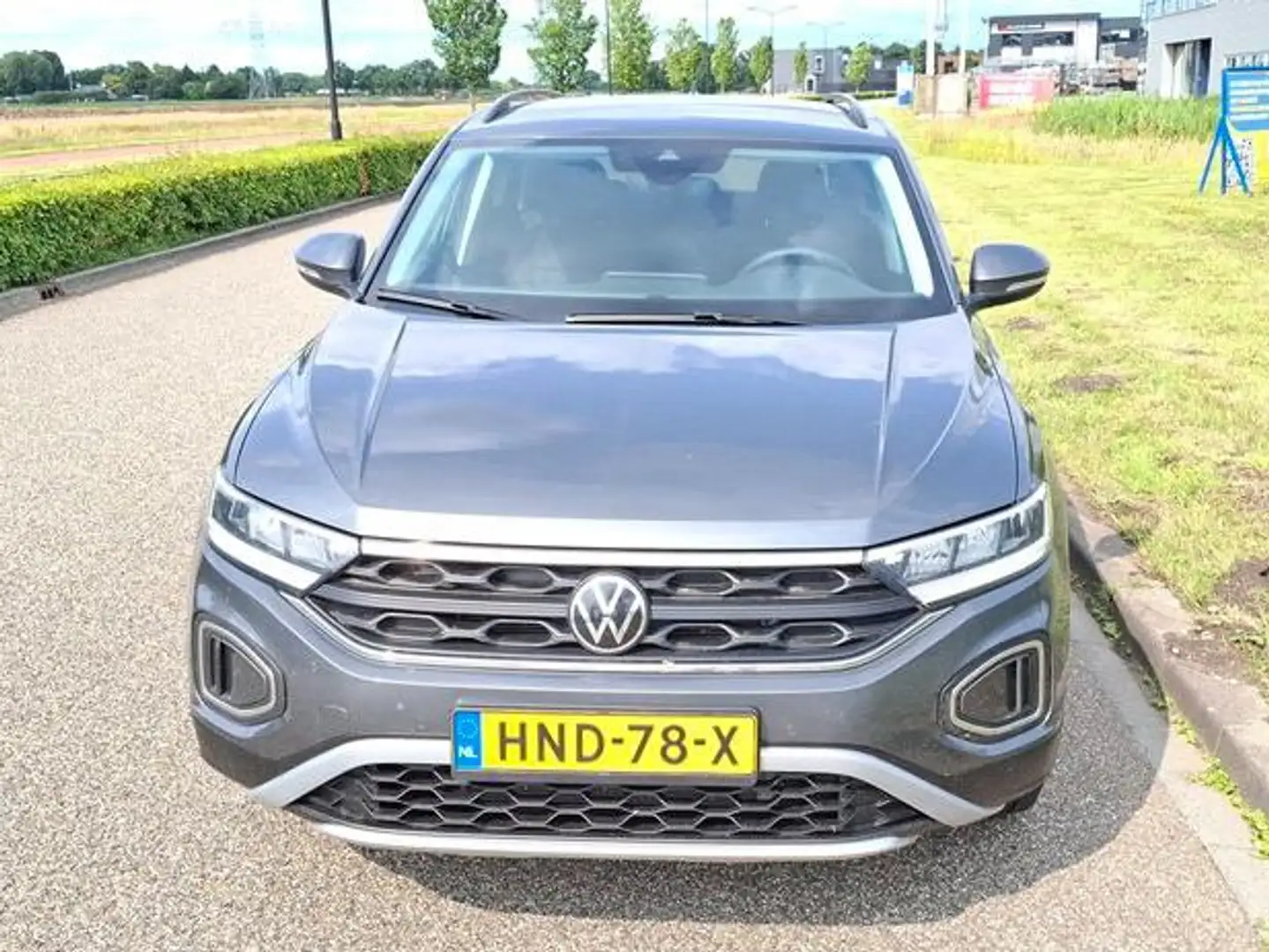 Volkswagen T-Roc T-Roc 1.0 TSI Life Edition Grijs - 1