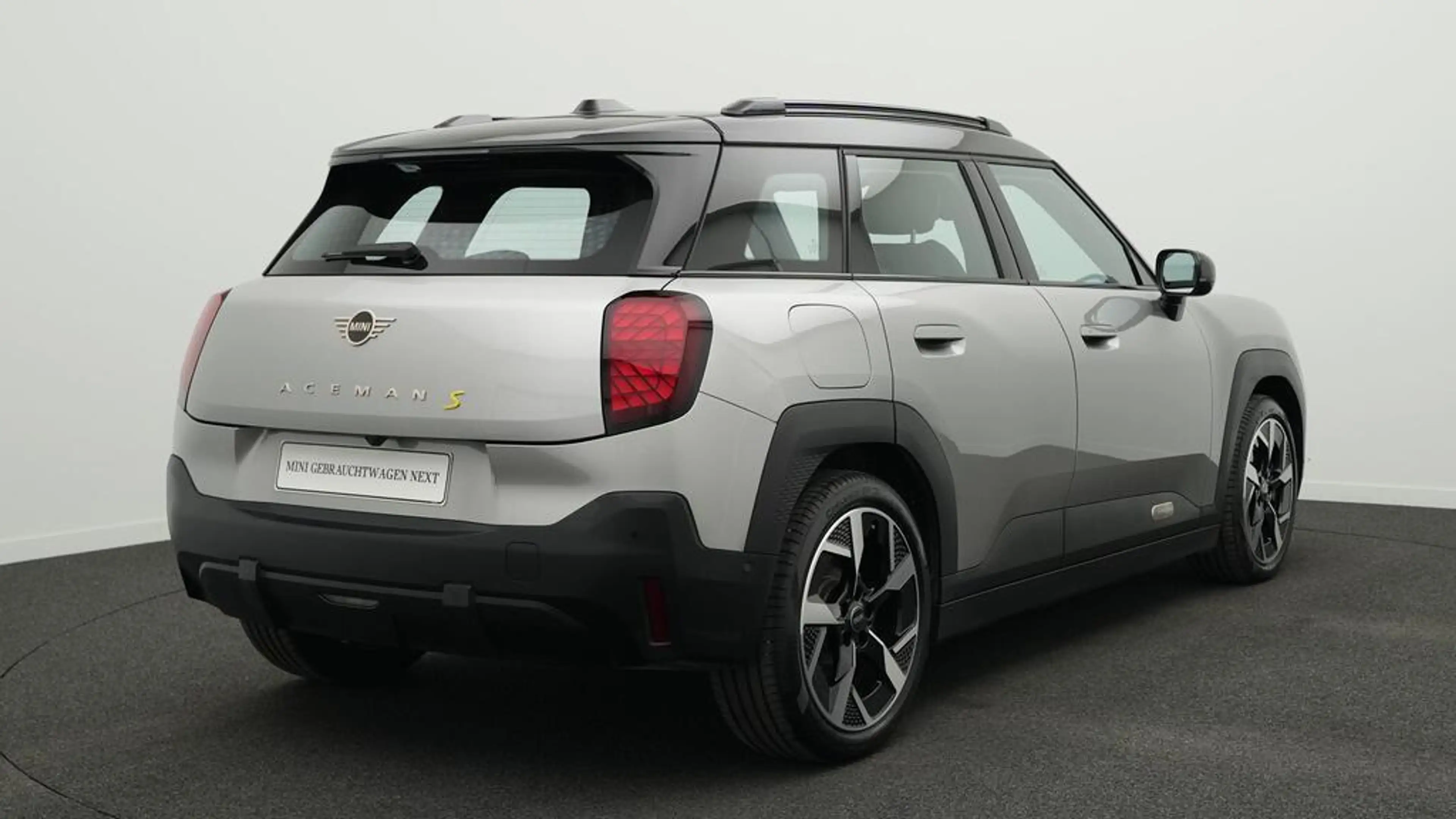 MINI Aceman Classic Trim — photo 4