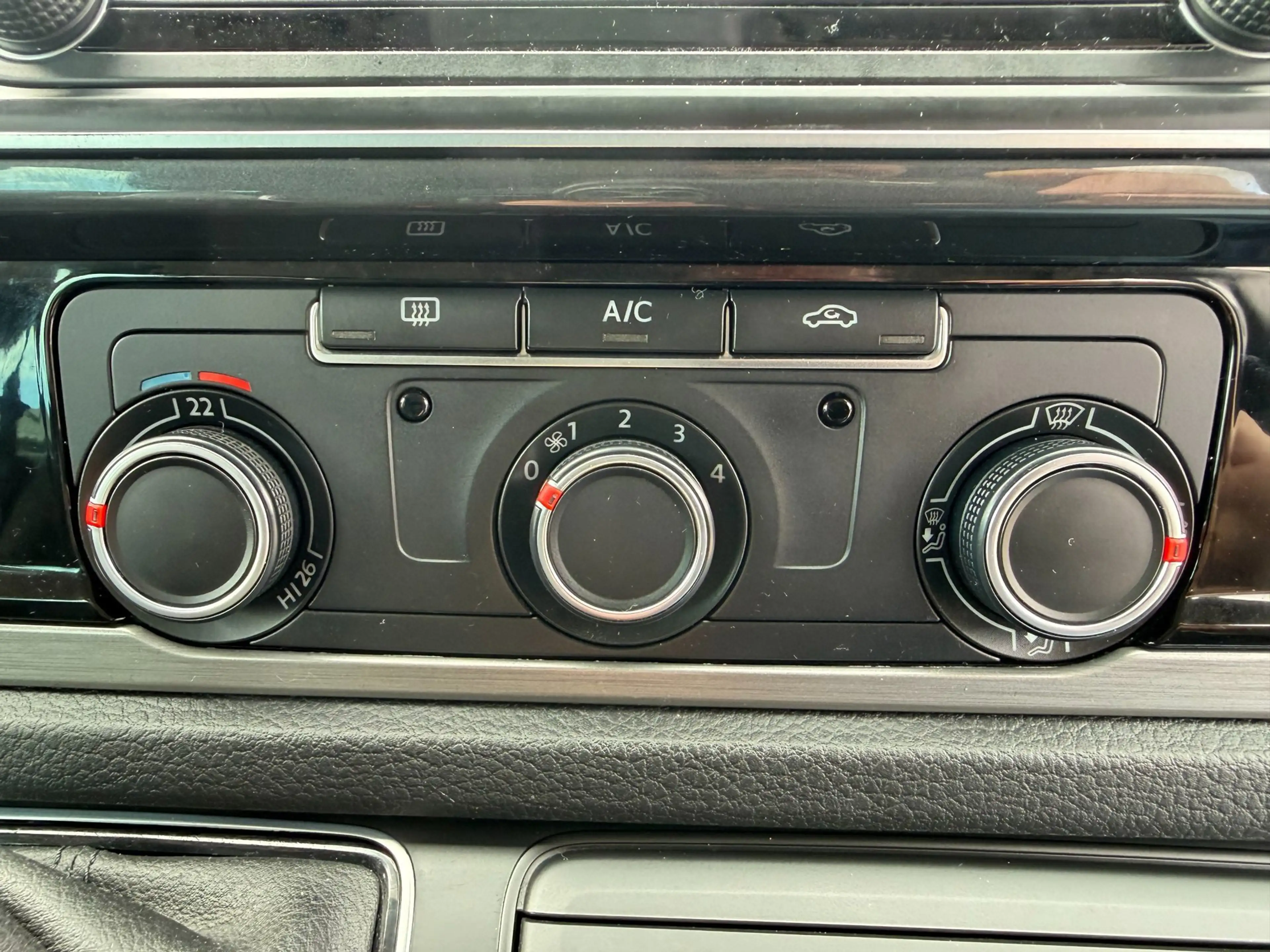 Volkswagen Transporter 2.0 TDI 140PK AUT. L2H1 DC - MARGE — photo 14