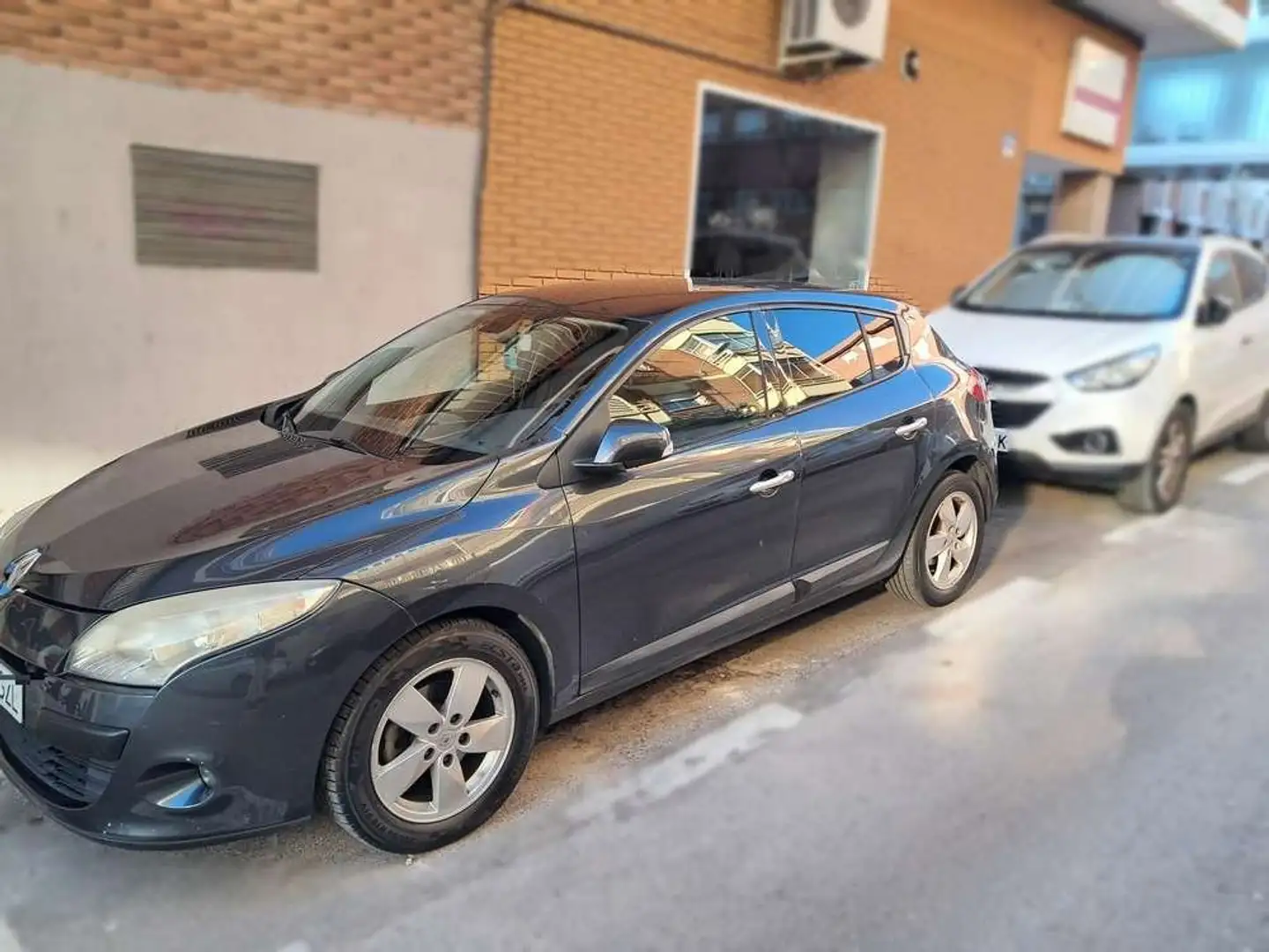 Renault Megane 1.5dCi Dynamique 105 eco2 Gris - 2