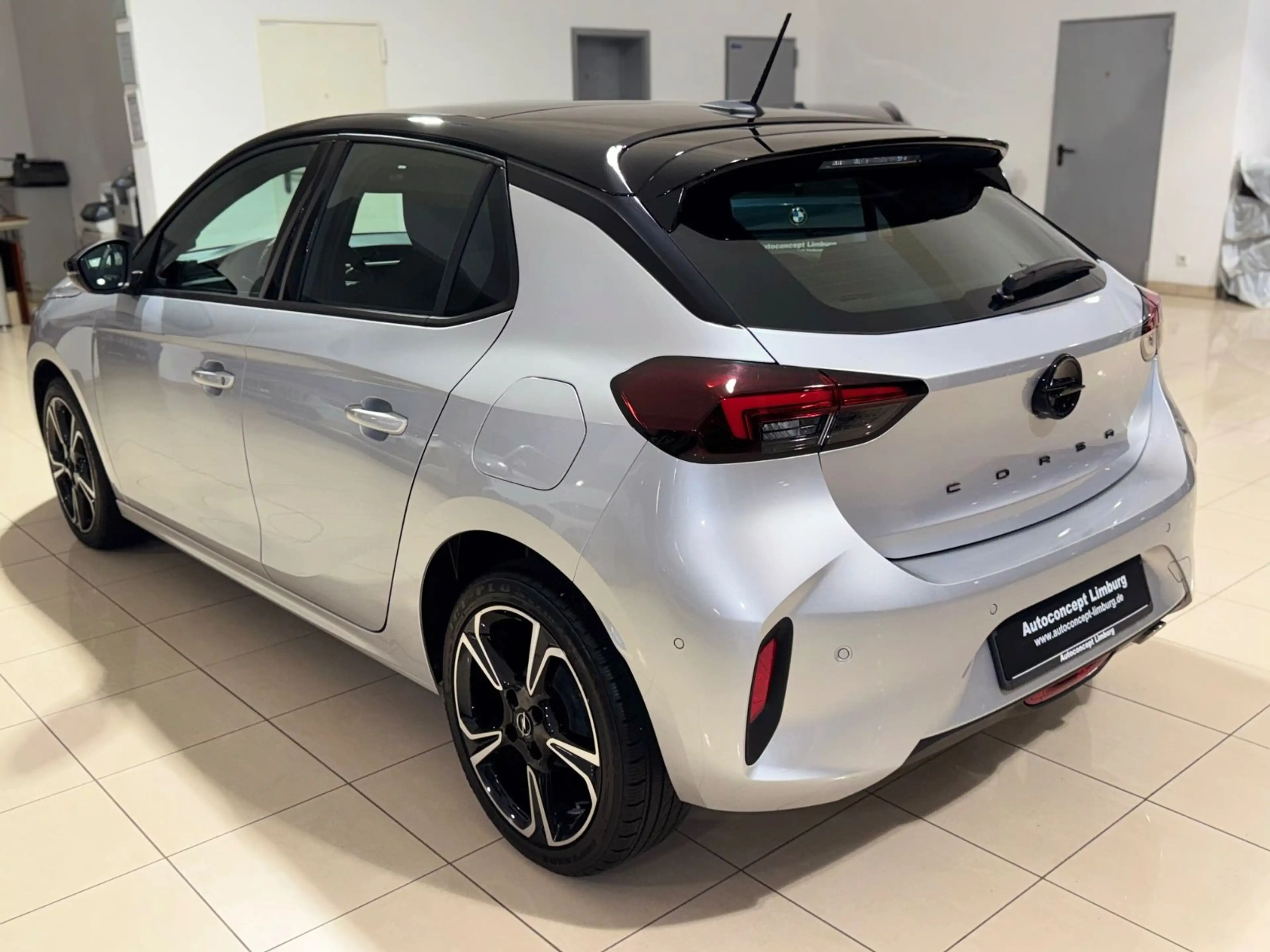 Opel Corsa F GS, Panorama,Tochscreen,LED,R-CAM — photo 13