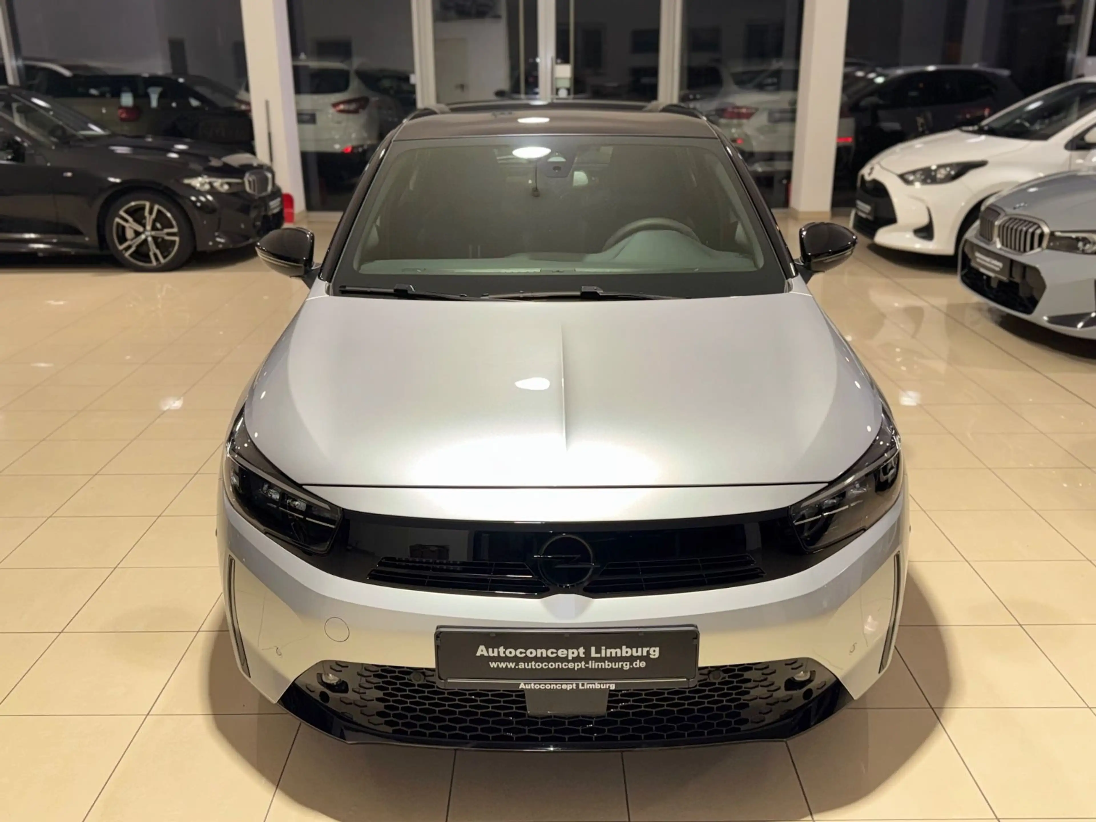 Opel Corsa F GS, Panorama,Tochscreen,LED,R-CAM — photo 2