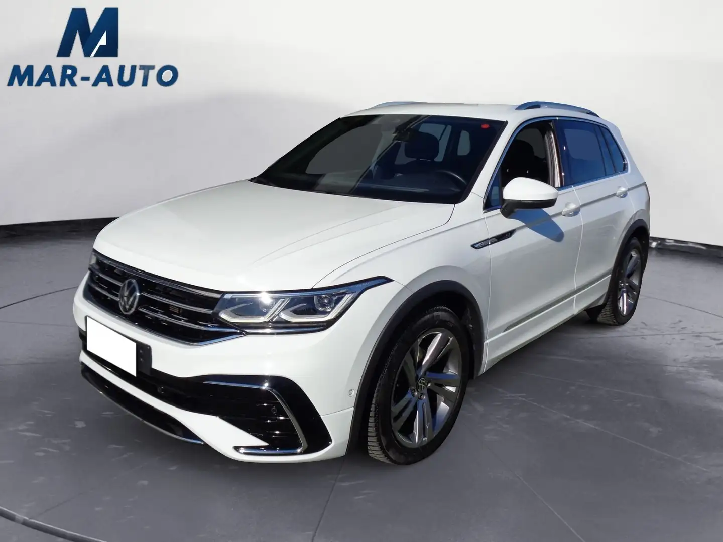 Volkswagen Tiguan 2.0 TDI SCR 150CV R-Line DSG Weiß - 1