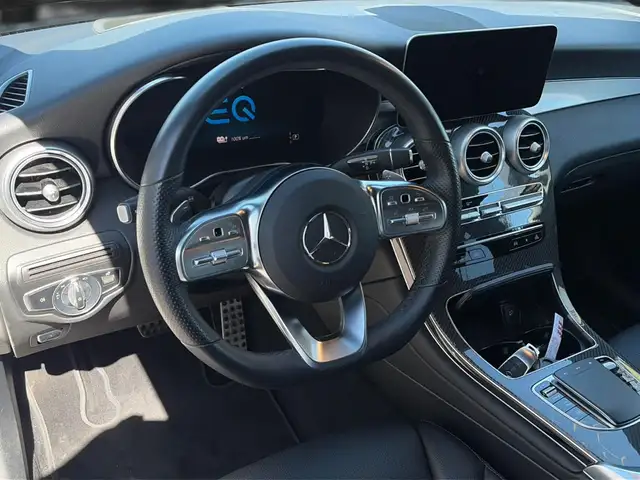 Mercedes-Benz GLC view 18