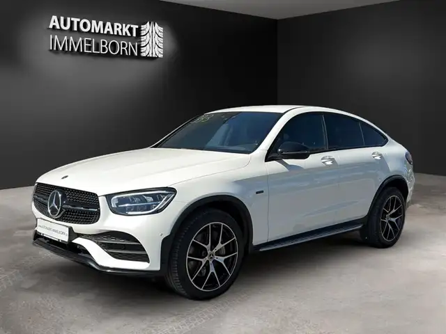 Mercedes-Benz GLC view 4
