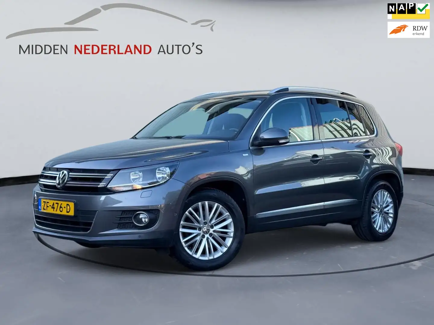 Volkswagen Tiguan 1.4 TSI Sport&Style * TREKHAAK AFNEEMBAAR * STOELV Gris - 1