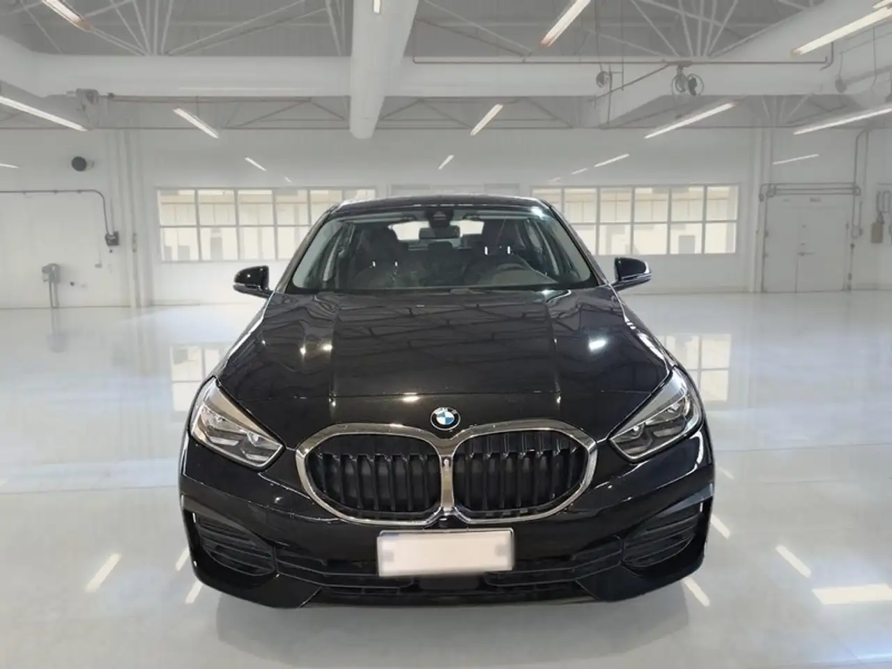 BMW 116 116D BUSINESS ADVANTAGE AUTO 5 PORTE BERLINA 2