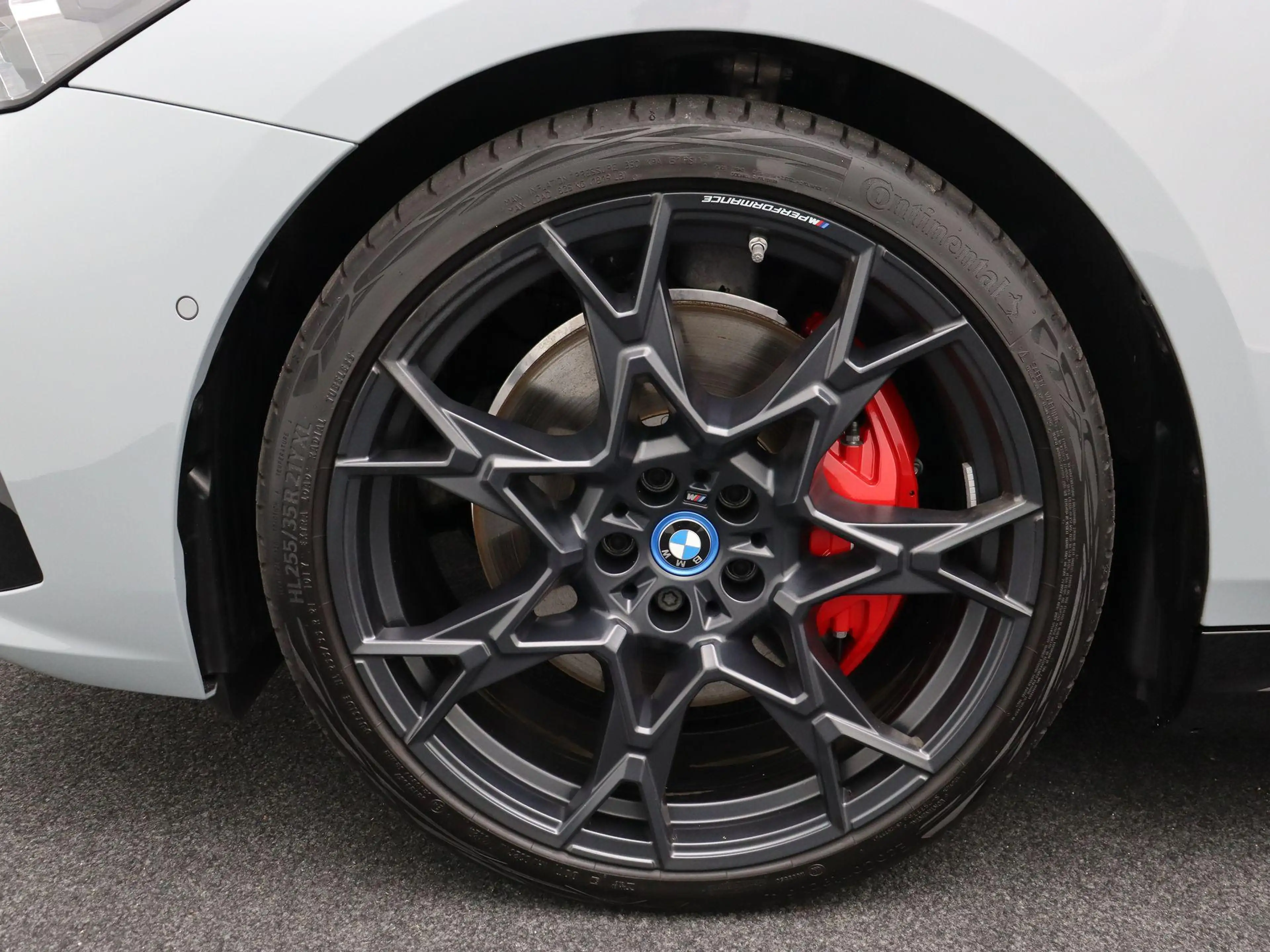BMW i5 eDrive40 M Sport Edition | Innovation Pack | Trave — photo 8