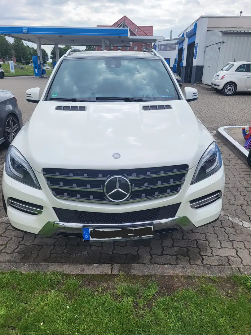 Mercedes-Benz ML 350 BlueTEC 4MATIC 7G-TRONIC Biały - 1