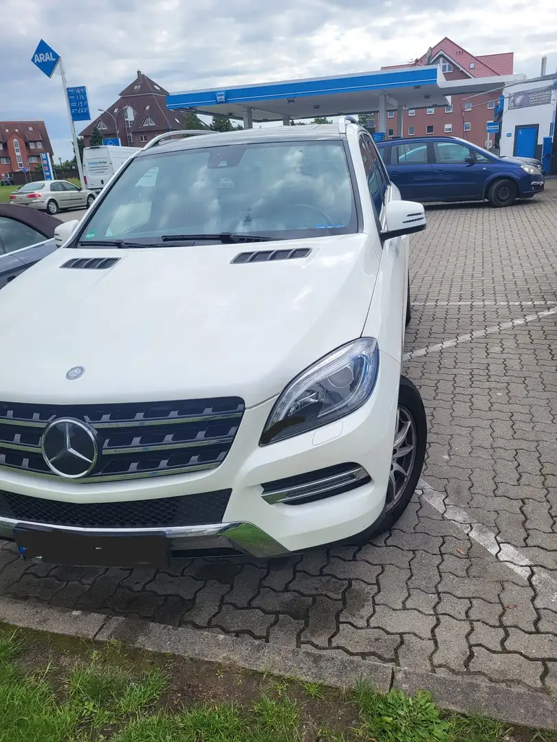 Mercedes-Benz ML 350 BlueTEC 4MATIC 7G-TRONIC Biały - 2