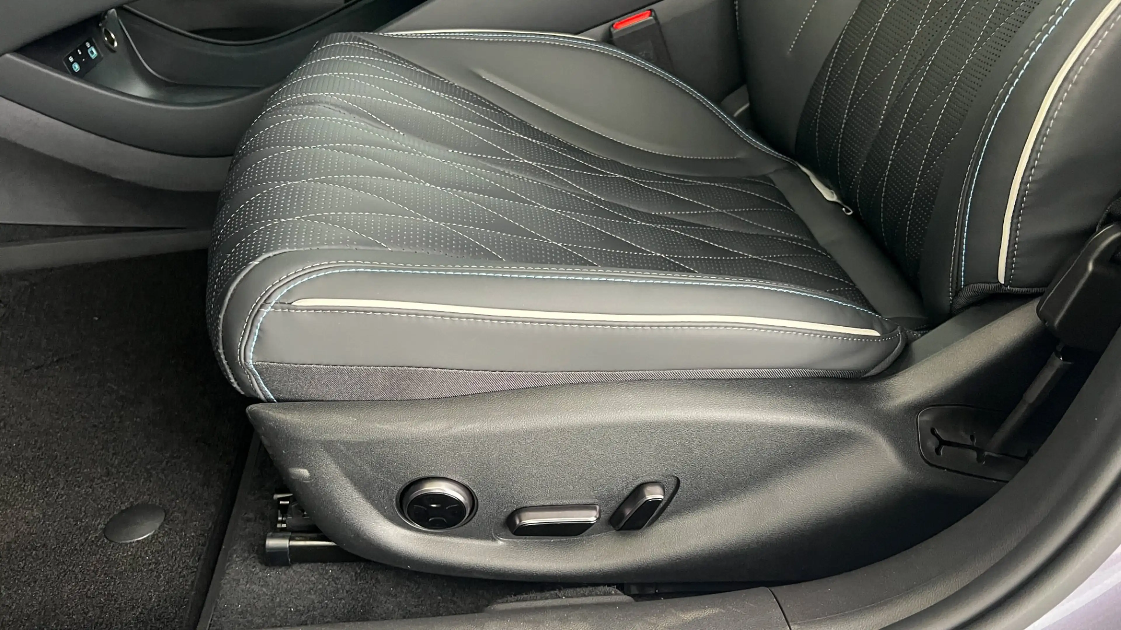 BYD Seal Excellence Ö-Paket AWD — photo 14