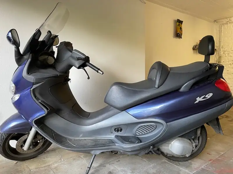 Piaggio X 9 - foto 3