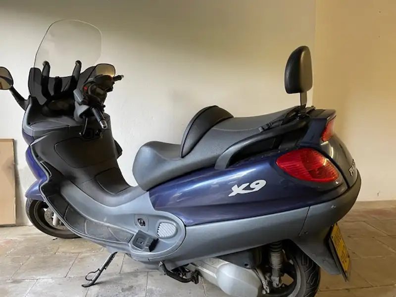 Piaggio X 9 - foto 4