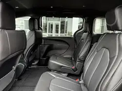 Chrysler Grand Caravan 2026