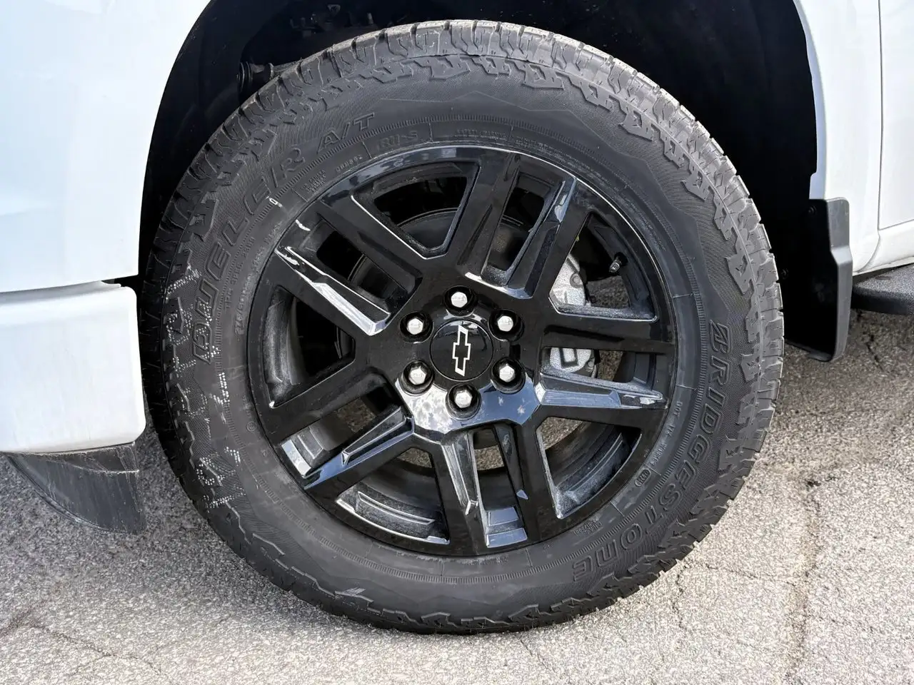 Chevrolet Silverado 1500 снимка Chevrolet Silverado 1500