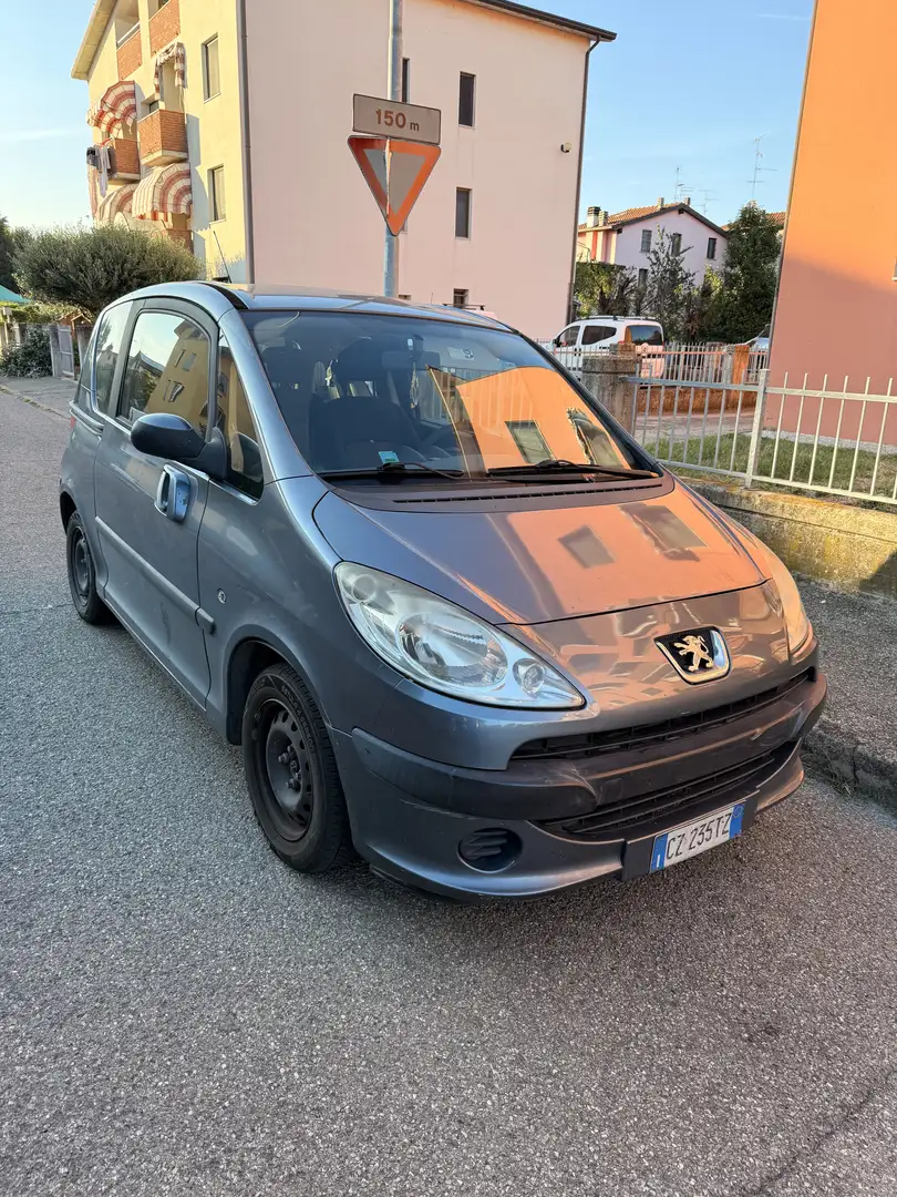 Peugeot 1007 1.4 hdi Freddy LE - 2