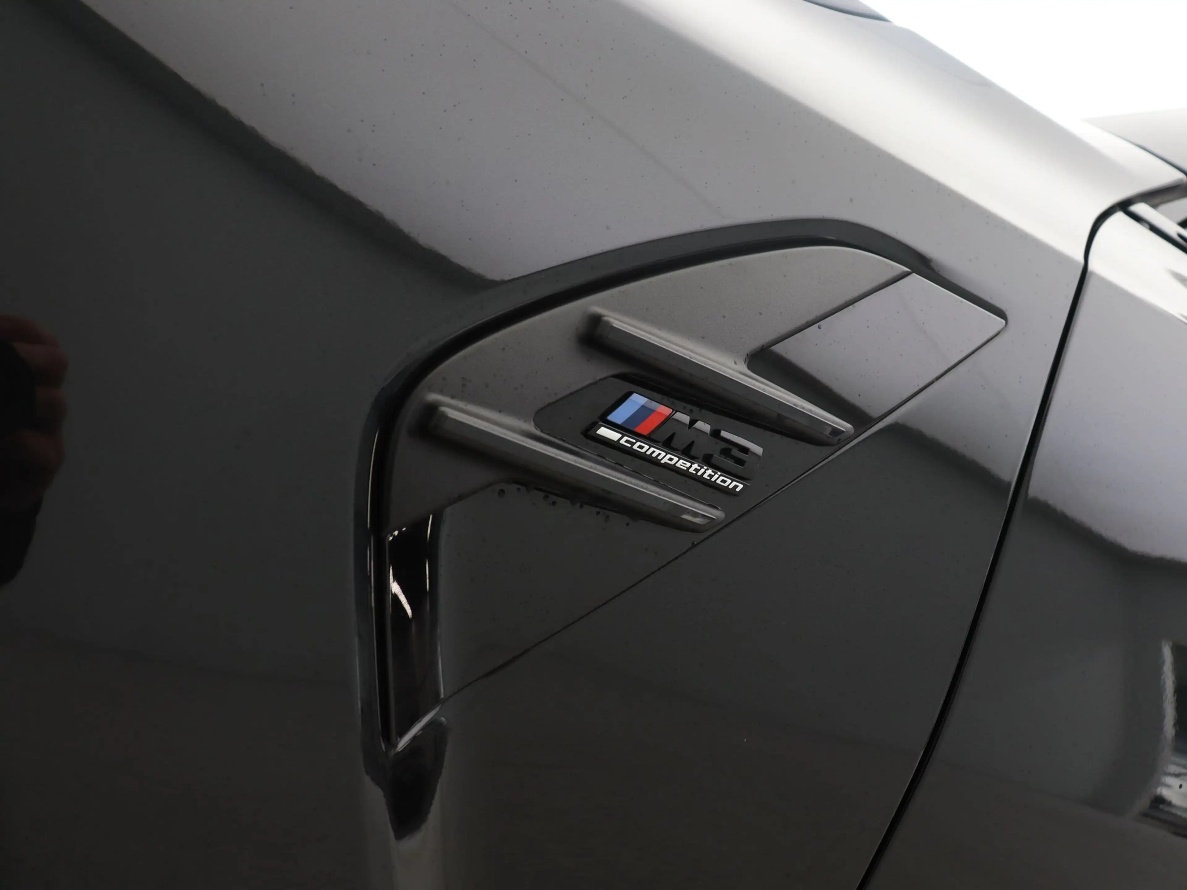 BMW M3 Competition xDrive — photo 14