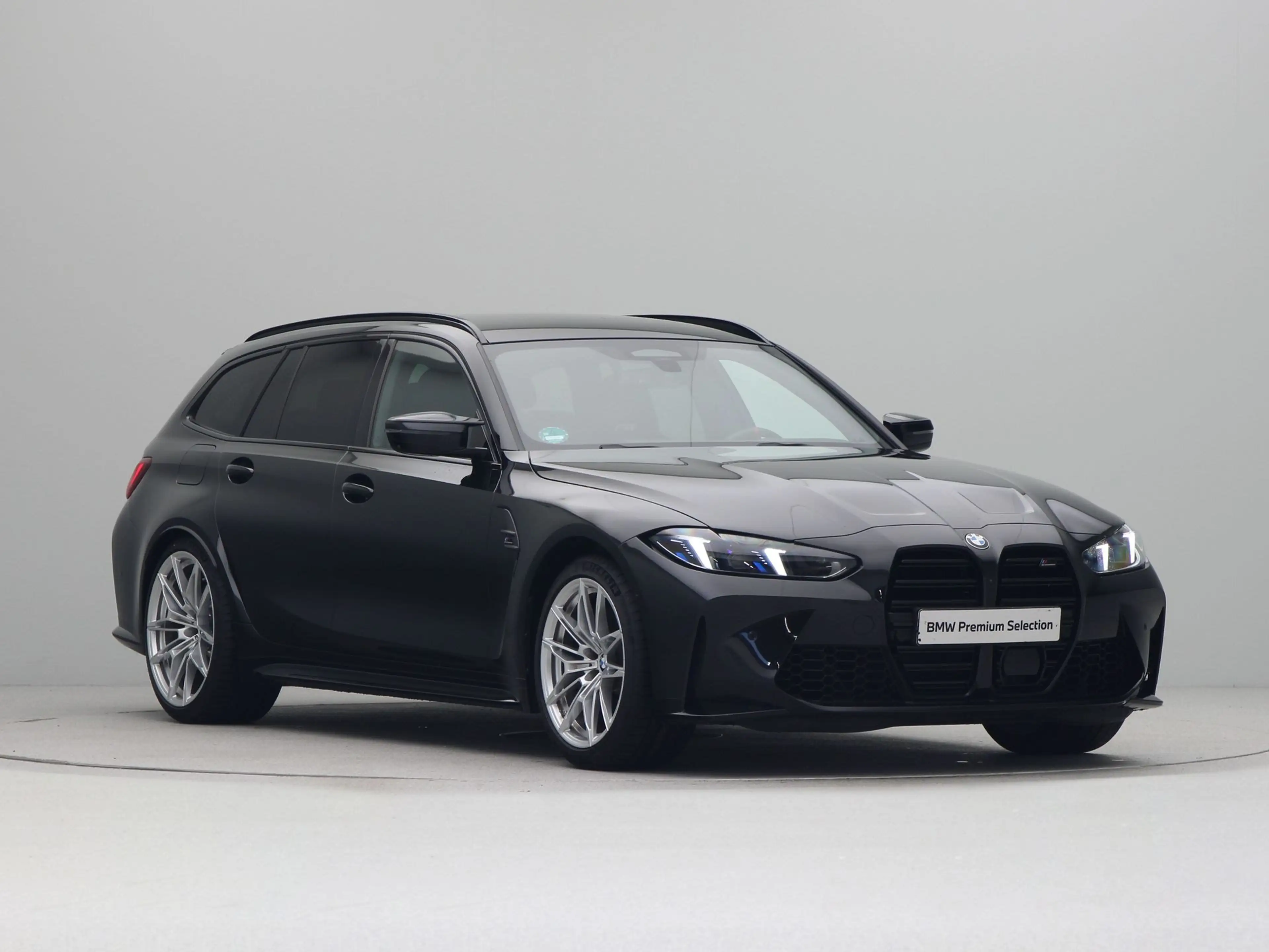 BMW M3 Competition xDrive — photo 3