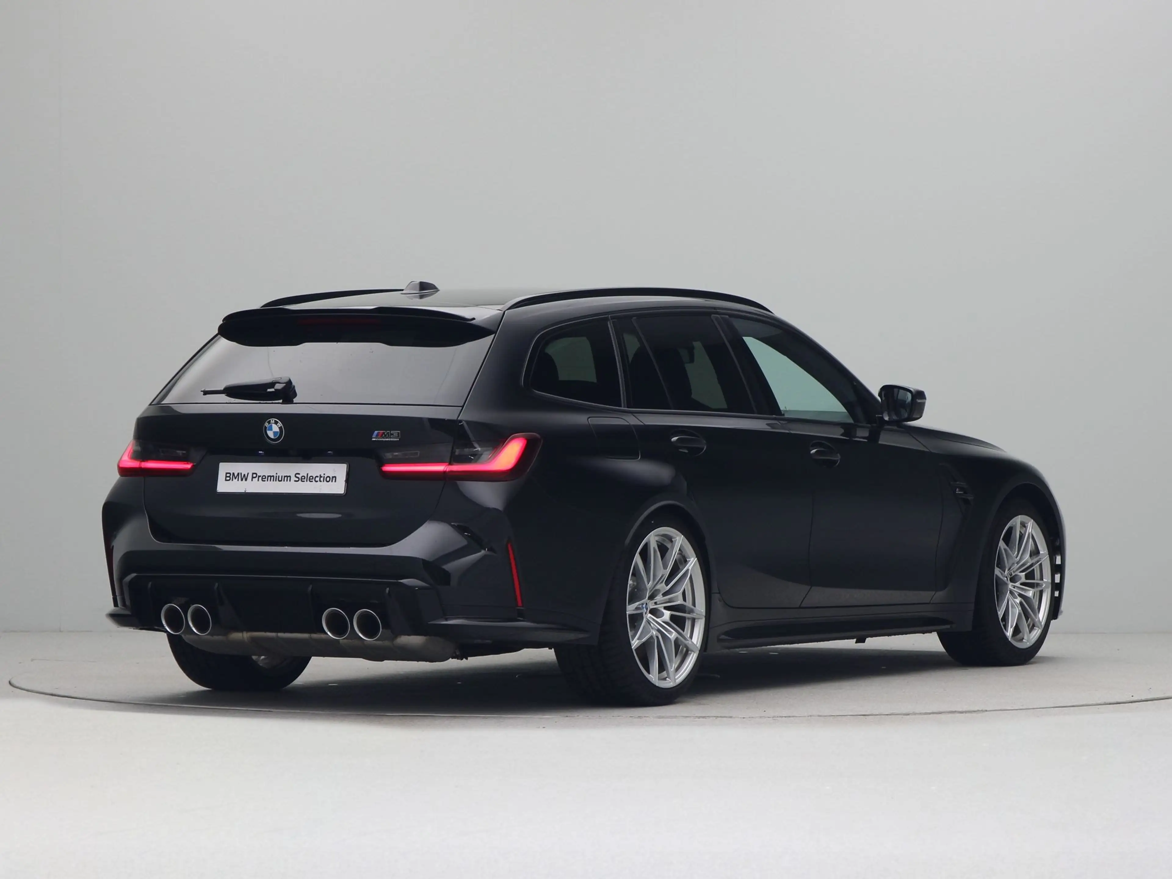 BMW M3 Competition xDrive — photo 5