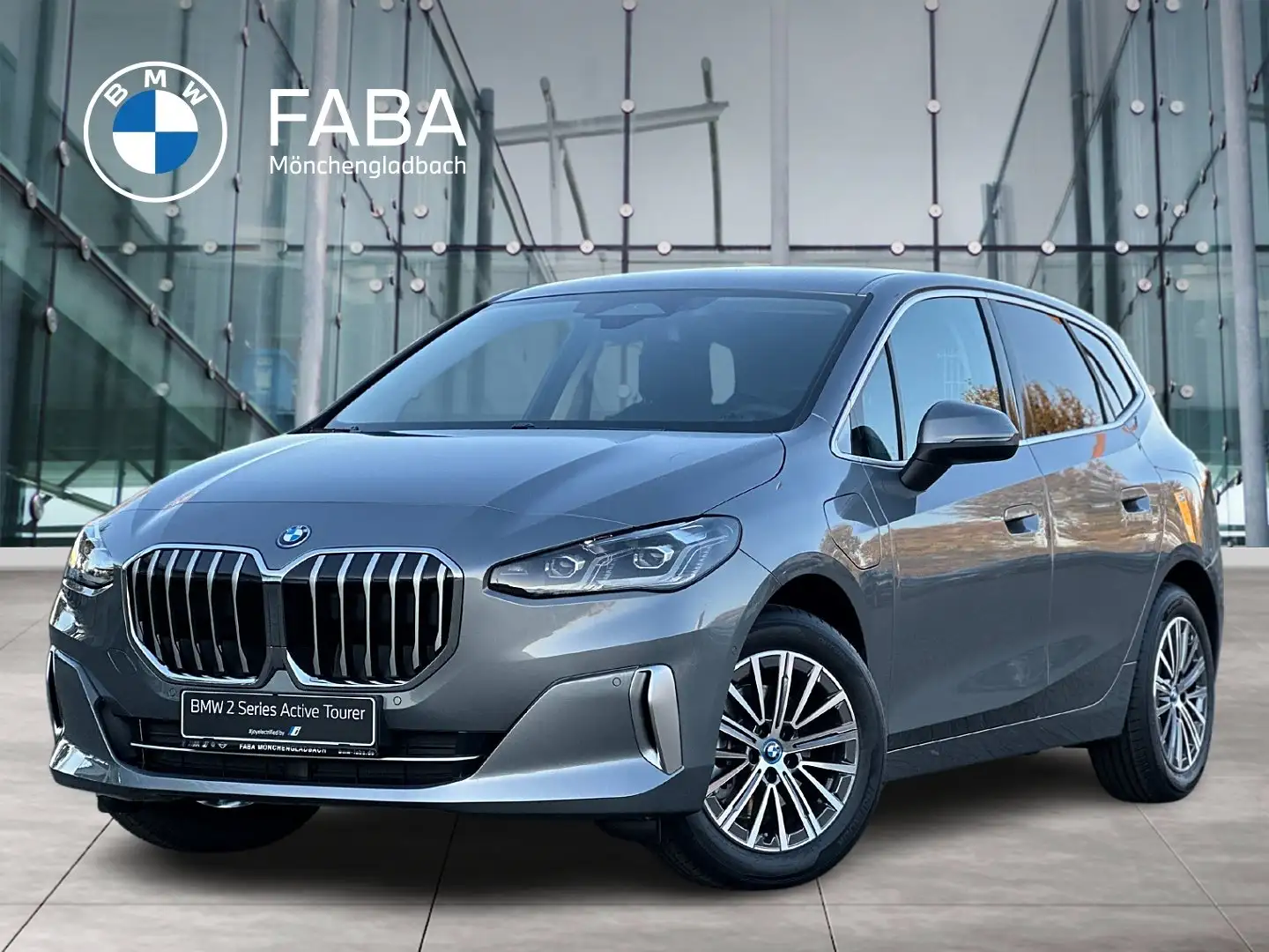 BMW 225 e xDrive Active Tourer Luxury Line HK HiFi Šedá - 1
