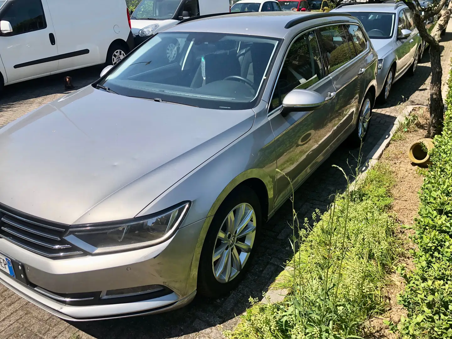 Volkswagen Passat Variant 2.0 tdi Business Plus150cv DSG,NAVI,PDC,BLUETOOTH Gris - 2