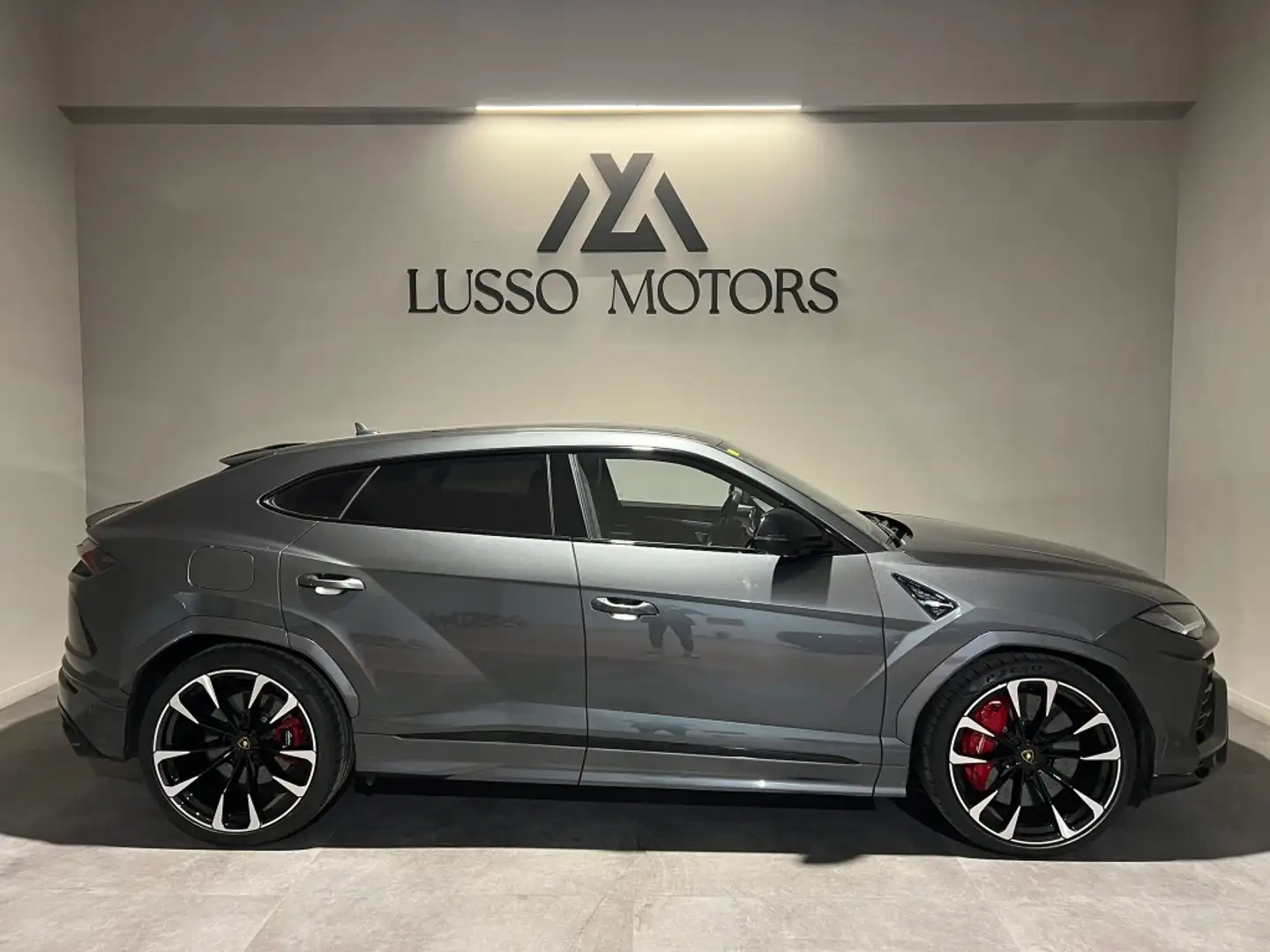 Lamborghini Urus 4.0 V8 Aut. Szürke - 2