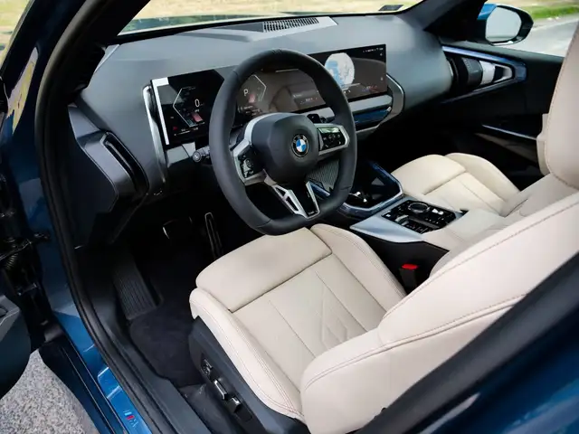 BMW X3 view 11