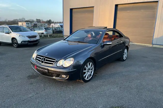 Mercedes-Benz CLK Coupé 320 CDI 224CH BVA Avantgarde GTIE 12 MOIS
