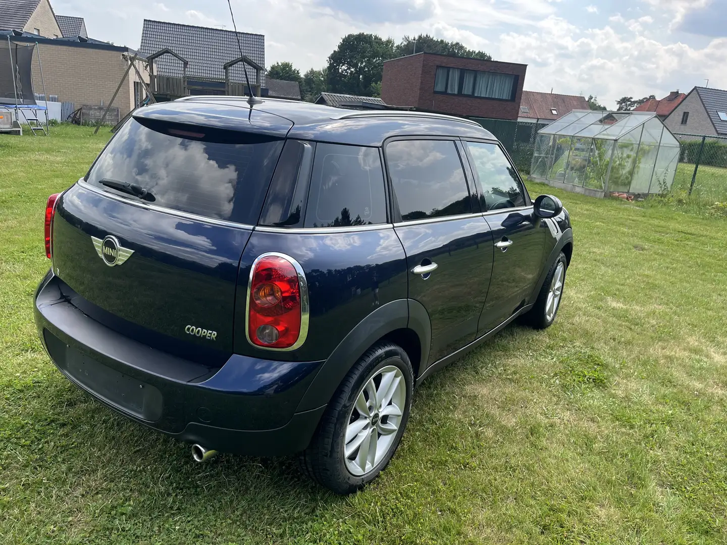 MINI Countryman C - 2