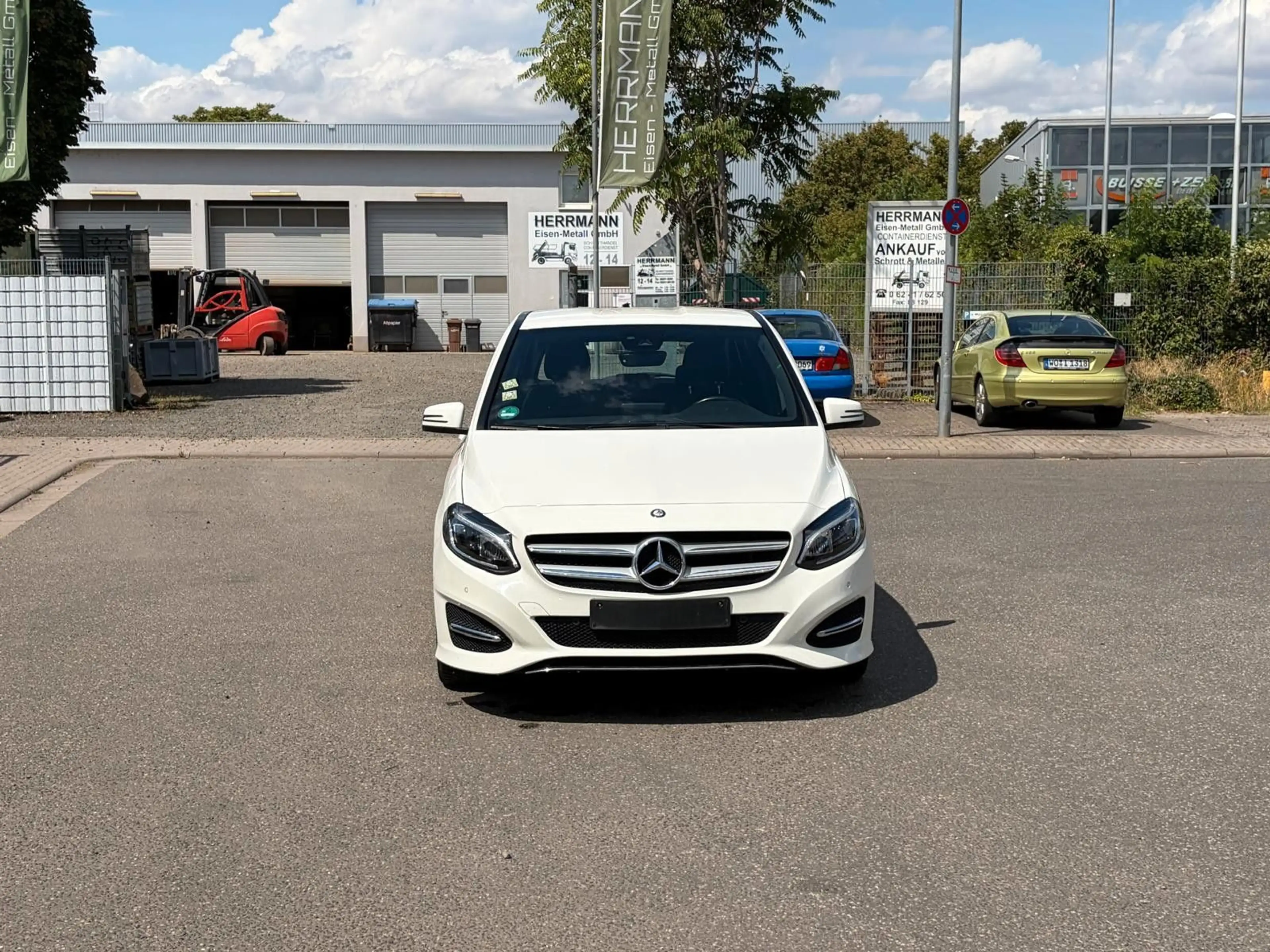 Mercedes-Benz B 200 CDI / d Automatik / Navi / PDC / Euro 6 — photo 3