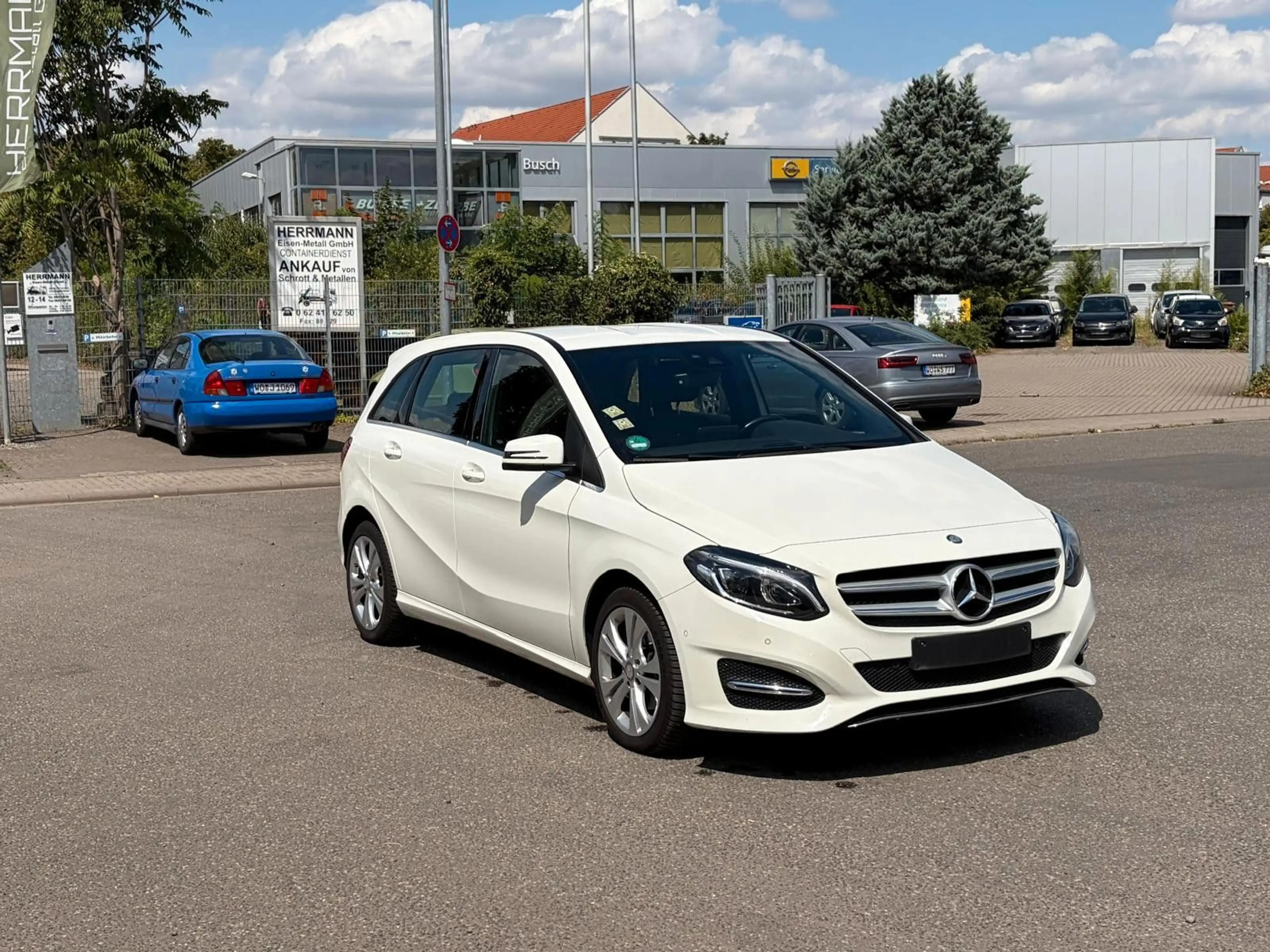Mercedes-Benz B 200 CDI / d Automatik / Navi / PDC / Euro 6