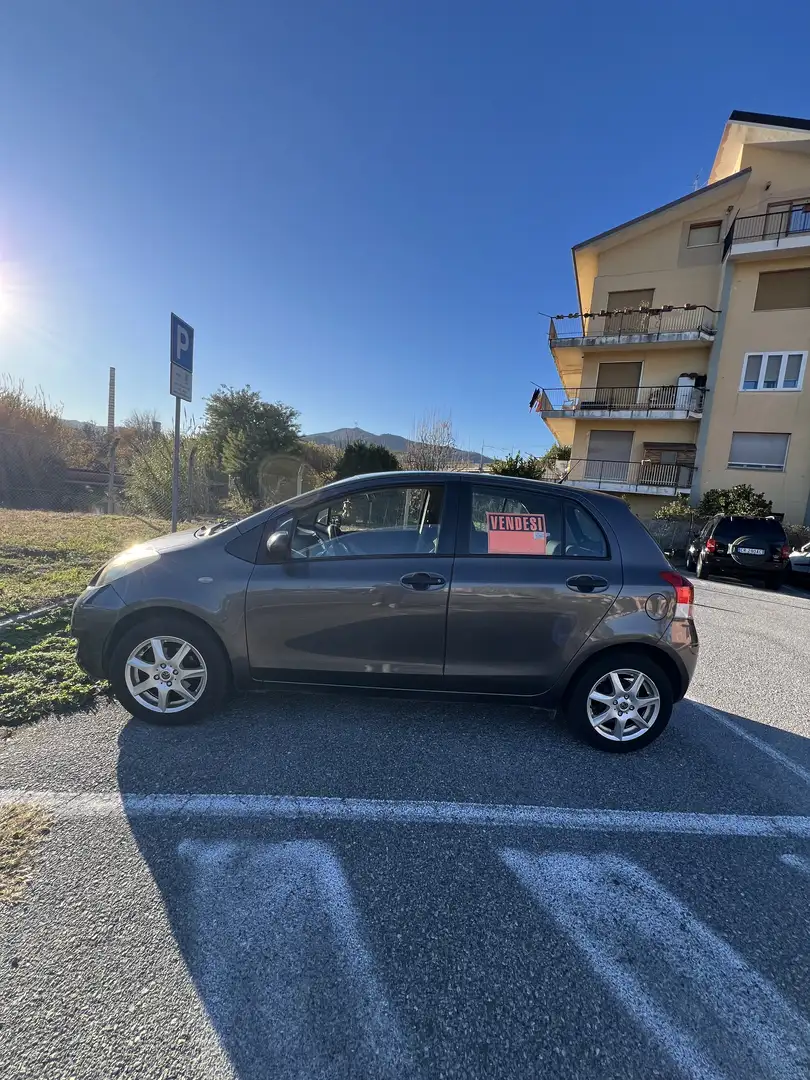 Toyota Yaris 1.0 - 1